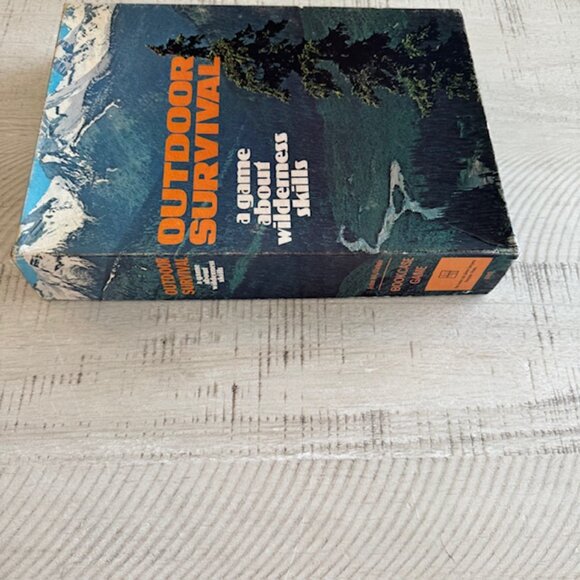 Vintage 1972 Avalon Hill Outdoor Survival Bookshelf Edition (unpunched) - Picture 7 of 10